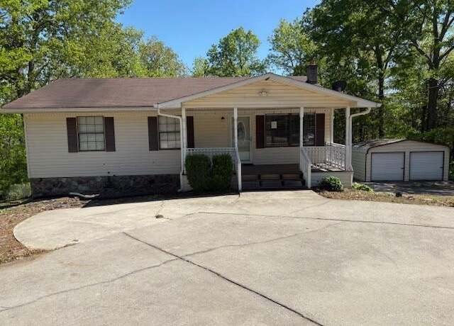 Property at 235 Donna Ln, Jasper, TN 37347, 3 beds, 3 baths