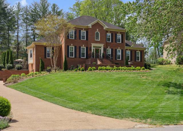 Property at 9319 Lake Shore Dr, Brentwood, TN 37027, 4 beds, 4.5 baths