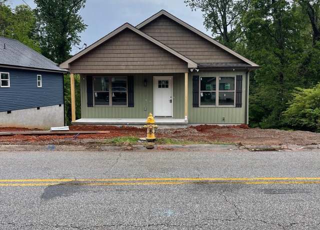 Property at 367 W Outer Dr, Oak Ridge, TN 37830, 3 beds, 2 baths
