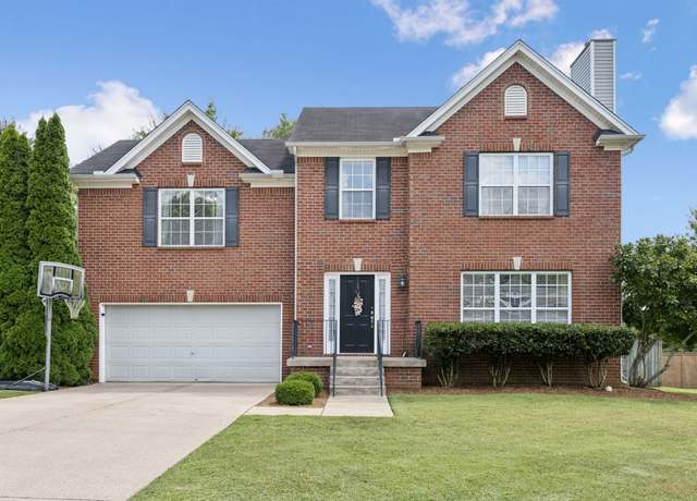 Property at 2689 Paradise Dr, Spring Hill, TN 37174, 3 beds, 2.5 baths