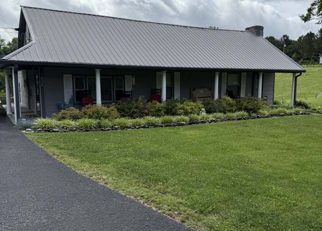 Property at 1638 Johnsons Chapel Rd, Sparta, TN 38583, 5 beds, 2 baths