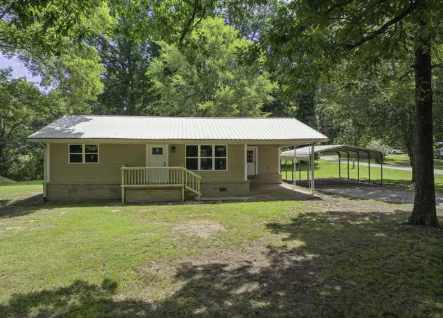 Property at 869 W 4th St, Parsons, TN 38363, 3 beds, 2 baths