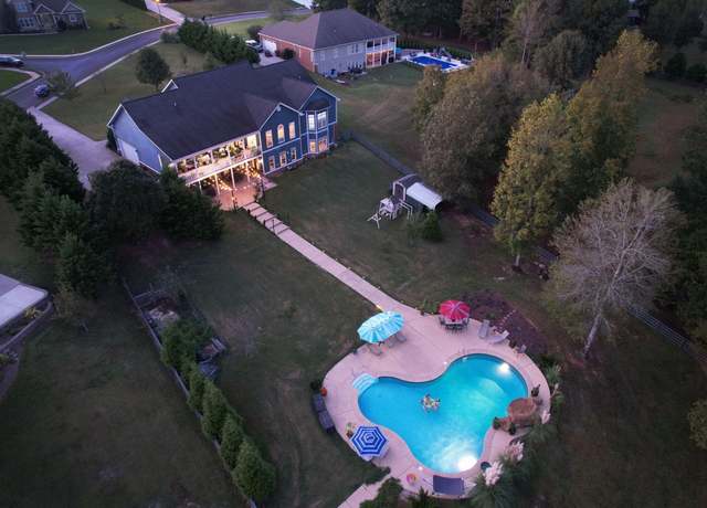 Property at 180 Twin Creeks Dr NW, Cleveland, TN 37312, 5 beds, 6 baths