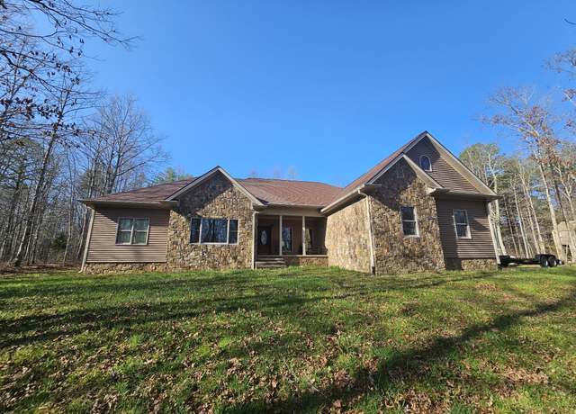 Property at 243 Braden Ln, Coalmont, TN 37313, 4 beds, 3.5 baths
