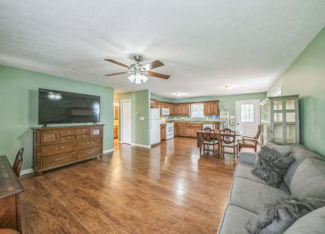 Property at 610 Old Stewart Rd, Tennessee Ridge, TN 37178, 2 beds, 1.5 baths