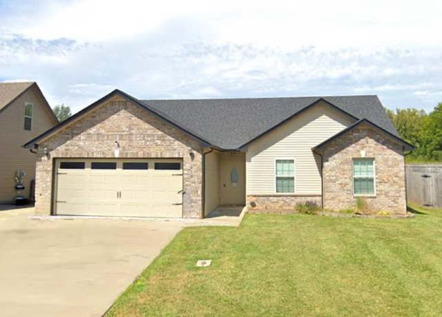 Property at 602 Hollow Crst, Clarksville, TN 37042, 3 beds, 2 baths