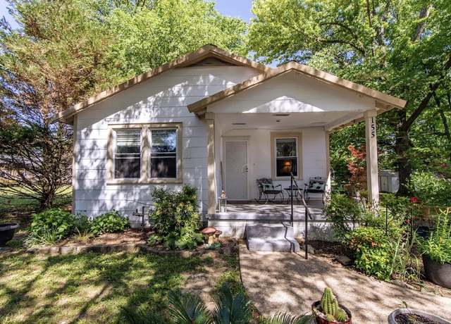 Property at 155 Thomas St, Savannah, TN 38372, 2 beds, 1 bath