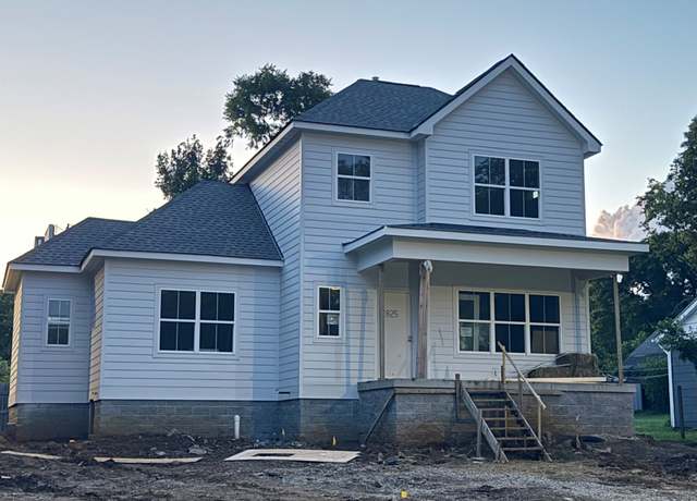 Property at 1825 River Dr, Nashville, TN 37218, 3 beds, 2.5 baths