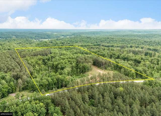 Property at 335 Bear Hollow Dr, Waverly, TN 37185