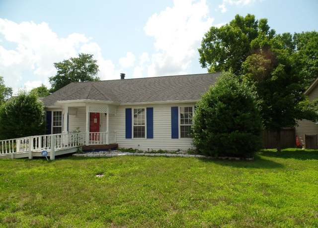 Property at 704 Windsor Trce, Goodlettsville, TN 37072, 2 beds, 2 baths