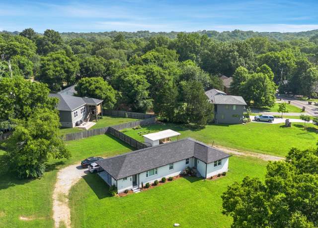 Property at 1003B Drummond Dr, Nashville, TN 37211, 2 beds, 1 bath