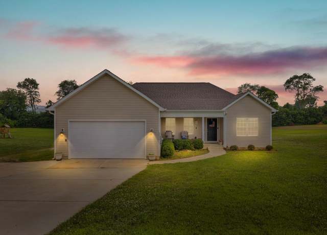 Property at 3232 Owl Hollow Rd, Belvidere, TN 37306, 3 beds, 2 baths