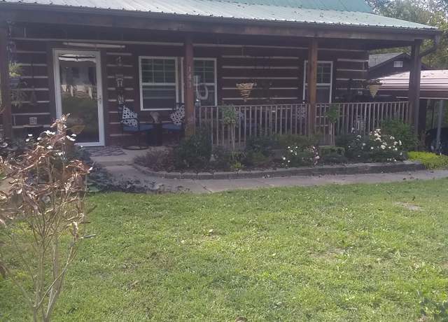 Property at 141 General Buckner Dr, Dover, TN 37058, 3 beds, 2 baths