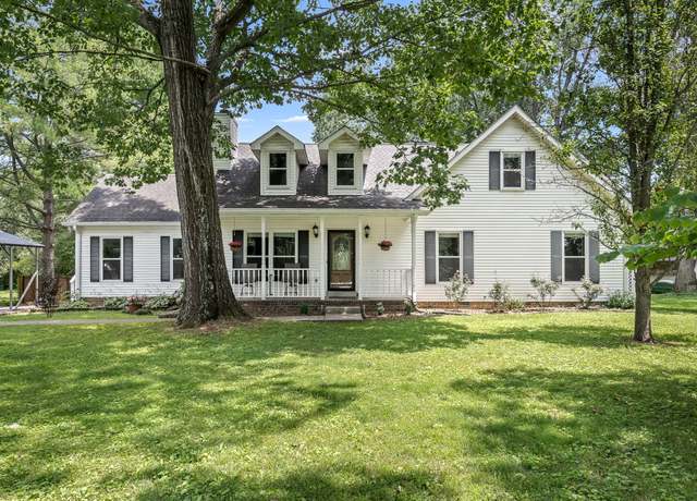 Property at 2417 Crosspark Dr, Murfreesboro, TN 37129, 5 beds, 4 baths