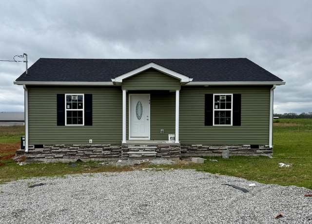 Property at 44 Hesselly Rd, Decherd, TN 37324, 3 beds, 2 baths