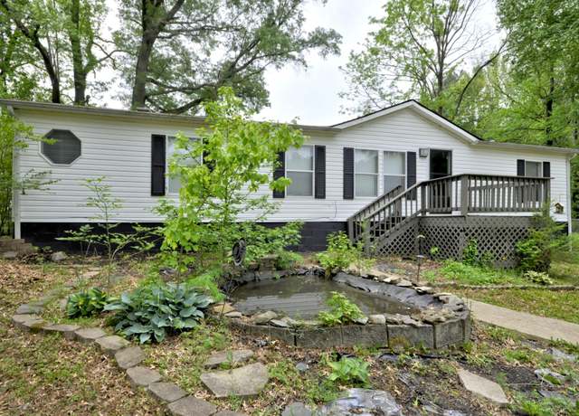 Property at 3404 Dover Rd, Woodlawn, TN 37191, 3 beds, 2 baths