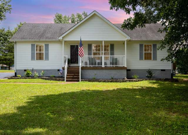Property at 3946 Honeysuckle Way, Chapel Hill, TN 37034, 3 beds, 2 baths