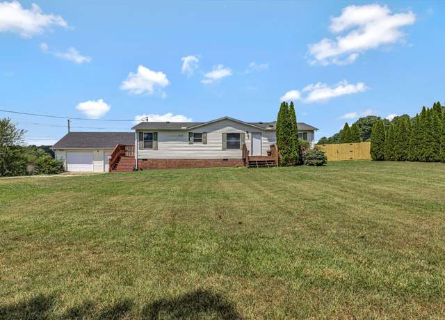 Property at 9440 Missionary Ridge Rd, Bon Aqua, TN 37025, 3 beds, 2 baths