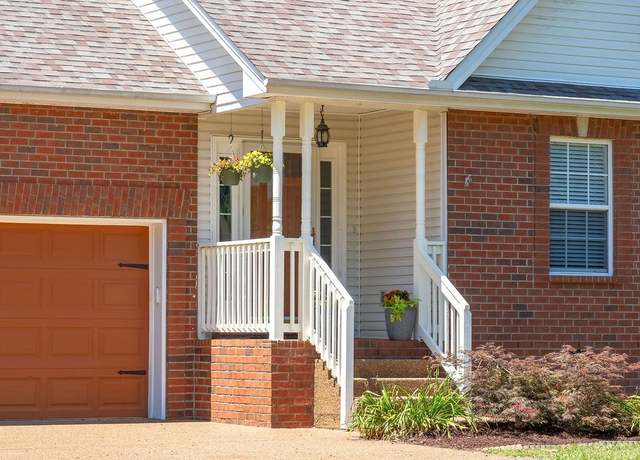 Property at 152 Cody Ct, Portland, TN 37148, 3 beds, 2 baths