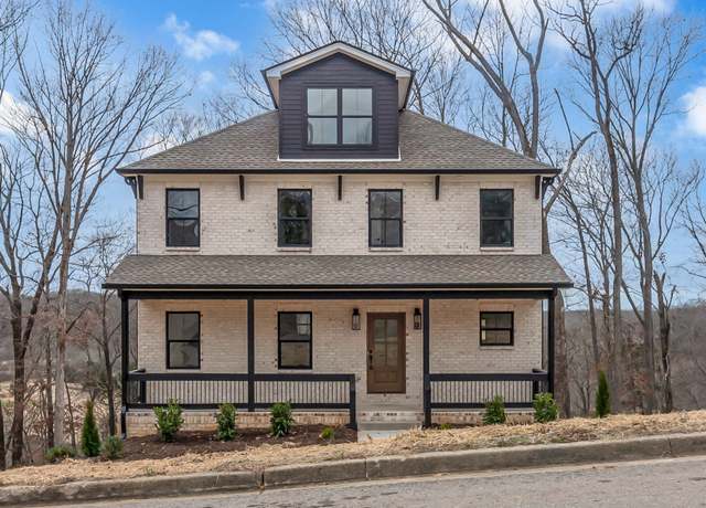Property at 418 Stonemeadow Rd, Clarksville, TN 37043, 4 beds, 3.5 baths