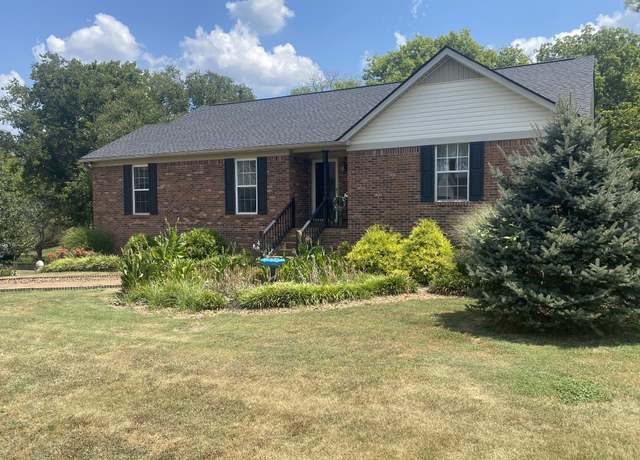 Property at 114 Dorman Dr, Columbia, TN 38401, 4 beds, 3 baths