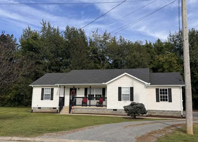 Property at 104 Indy Ct, Shelbyville, TN 37160, 3 beds, 2 baths