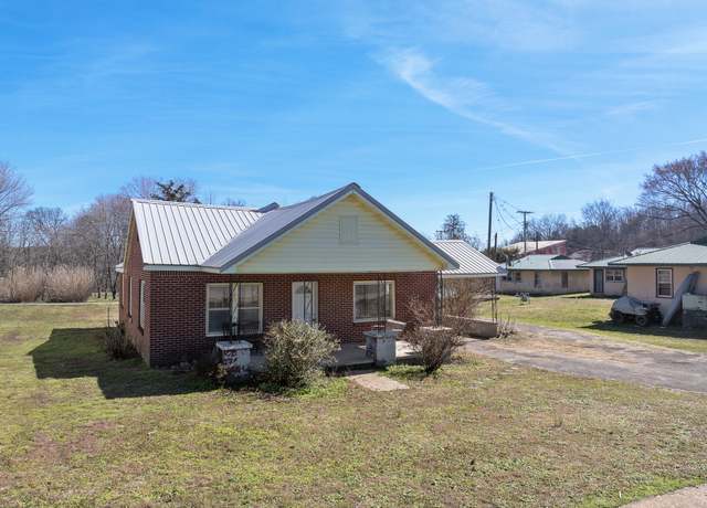 Property at 1213 Perryville Rd, Parsons, TN 38363, 3 beds, 1 bath