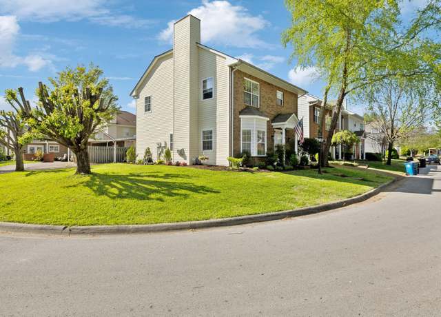 Property at 2016 Roderick Cir, Franklin, TN 37064, 3 beds, 2.5 baths
