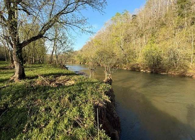 Property at 610 Dogwood Way, Burns, TN 37029, 4 beds, 3 baths