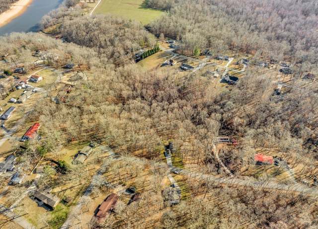Property at 272 Woodland Way, Estill Springs, TN 37330, 3 beds, 3 baths