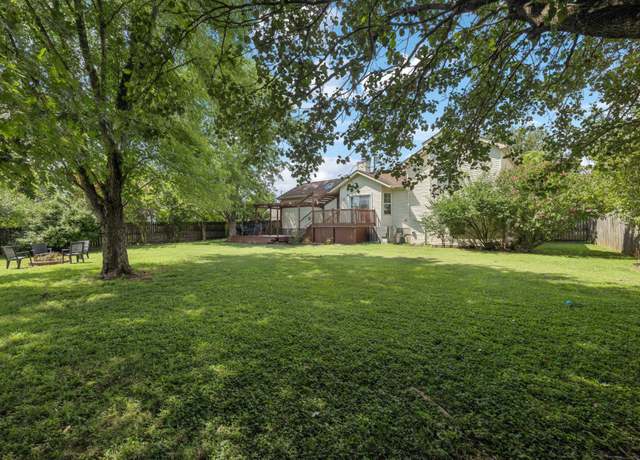 Property at 6724 Birchbrook Dr, Antioch, TN 37013, 3 beds, 2 baths