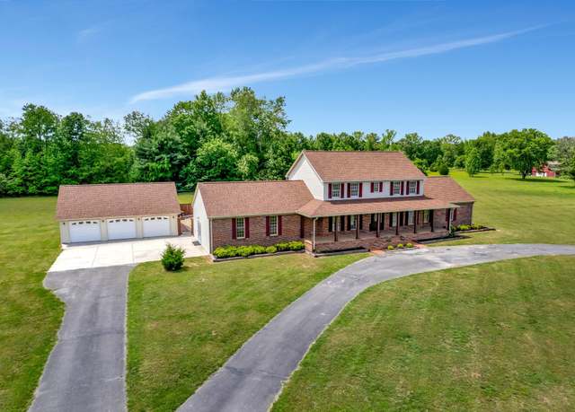 Property at 180 Hermitage Dr, Tullahoma, TN 37388, 4 beds, 3 baths