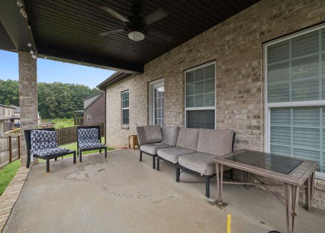 Property at 2009 Azalea Ct N, Ashland City, TN 37015, 3 beds, 2.5 baths