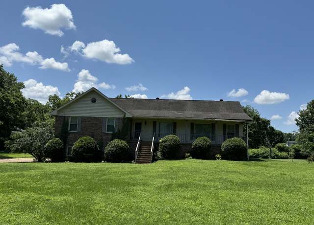 Property at 2150 Lebanon Rd, Lebanon, TN 37087, 3 beds, 2 baths