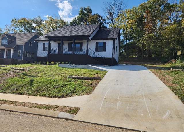 Property at 195 Scenic Ln, Hartsville, TN 37074, 3 beds, 2 baths