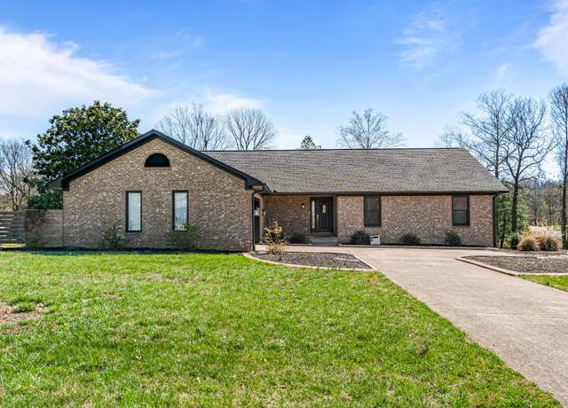 Property at 1106 Roseland Dr, Columbia, TN 38401, 4 beds, 3 baths
