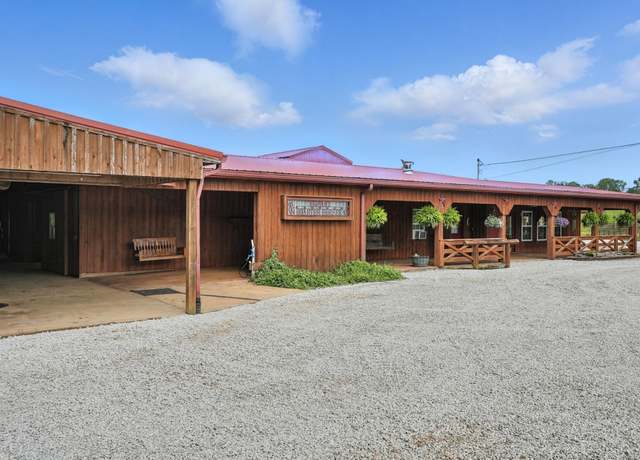 Property at 1880 Clydeton Rd, Waverly, TN 37185, 3 beds, 3.5 baths
