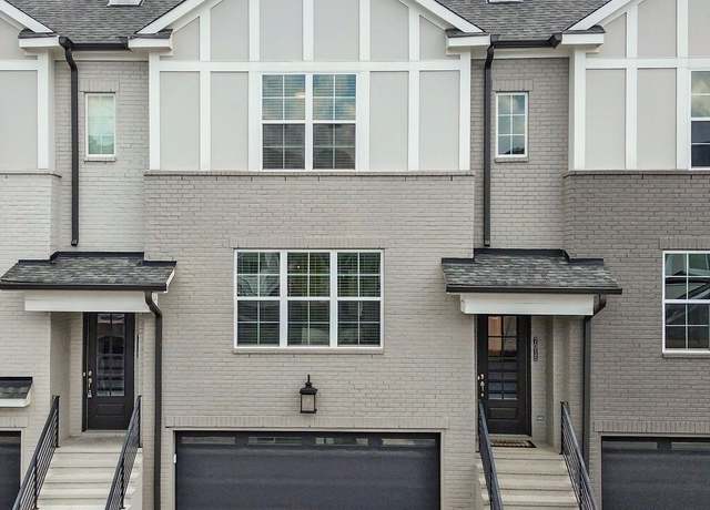 Property at 7015 Westside Cir, Nashville, TN 37205, 2 beds, 2.5 baths