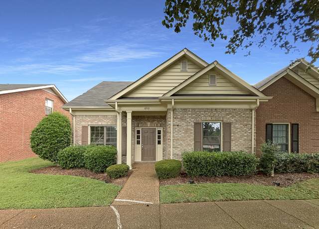 Property at 8710 Sawyer Brown Rd, Nashville, TN 37221, 2 beds, 3 baths