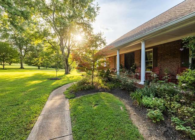 Property at 2214 Henpeck Ln, Franklin, TN 37064, 4 beds, 3 baths