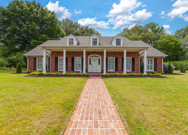 Property at 915 Lee Ave, Brownsville, TN 38012, 4 beds, 3.5 baths