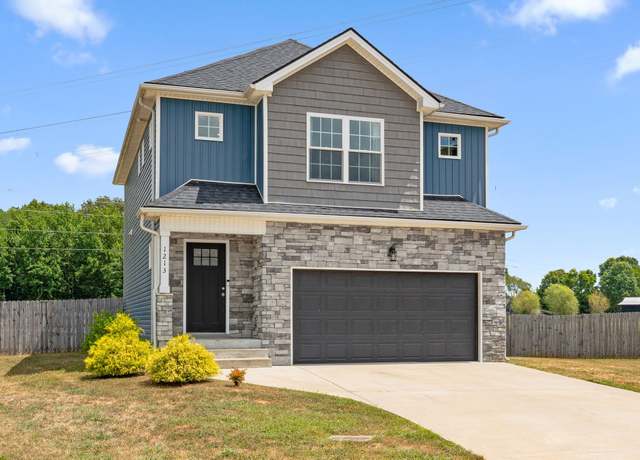 Property at 1213 Ewing Way, Clarksville, TN 37043, 3 beds, 2.5 baths