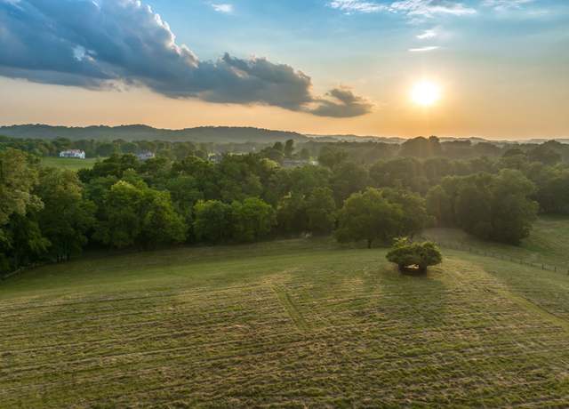Property at 322 Vaughn Rd, Nashville, TN 37221