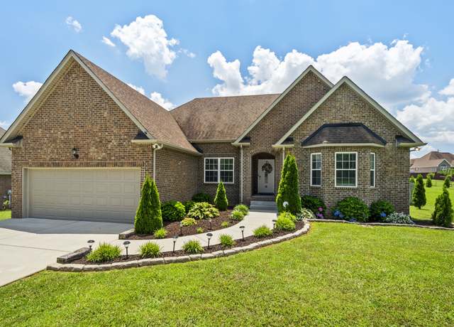 Property at 731B N Russell St, Portland, TN 37148, 3 beds, 2.5 baths
