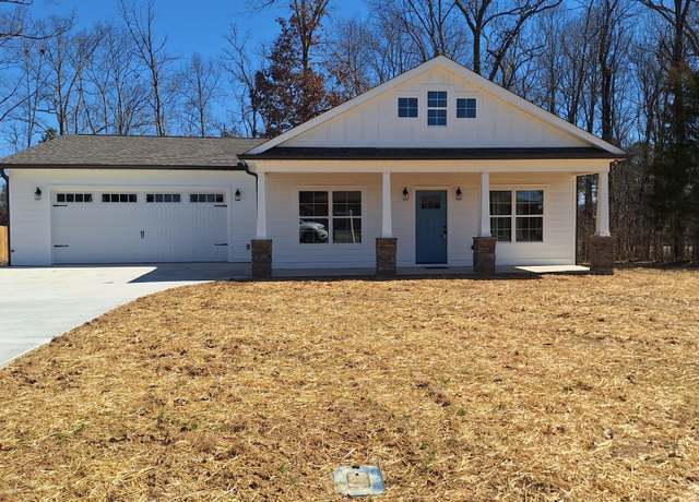 Property at 716 Brenda Ave, Loretto, TN 38469, 3 beds, 2 baths