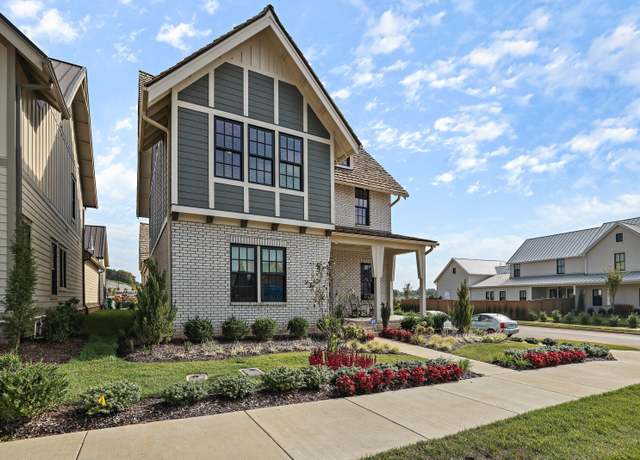 Property at 103 Saddlewalk Dr, Spring Hill, TN 37174, 4 beds, 3.5 baths