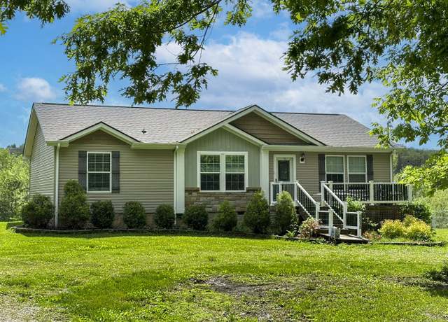Property at 2218 Harvest Ln, Dandridge, TN 37725, 2 beds, 2 baths