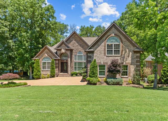 Property at 288 Page Dr, Mount Juliet, TN 37122, 4 beds, 4 baths