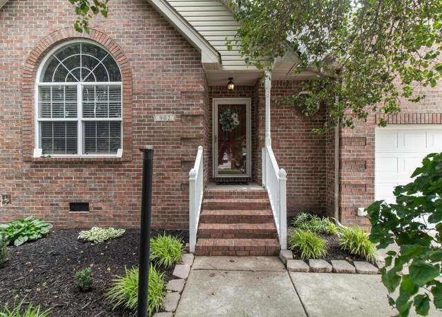 Property at 902 Stewart Valley Dr, Smyrna, TN 37167, 4 beds, 2.5 baths