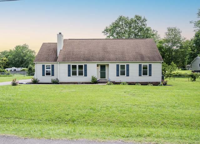 Property at 215 Mcniel Dr, Murfreesboro, TN 37128, 5 beds, 2 baths